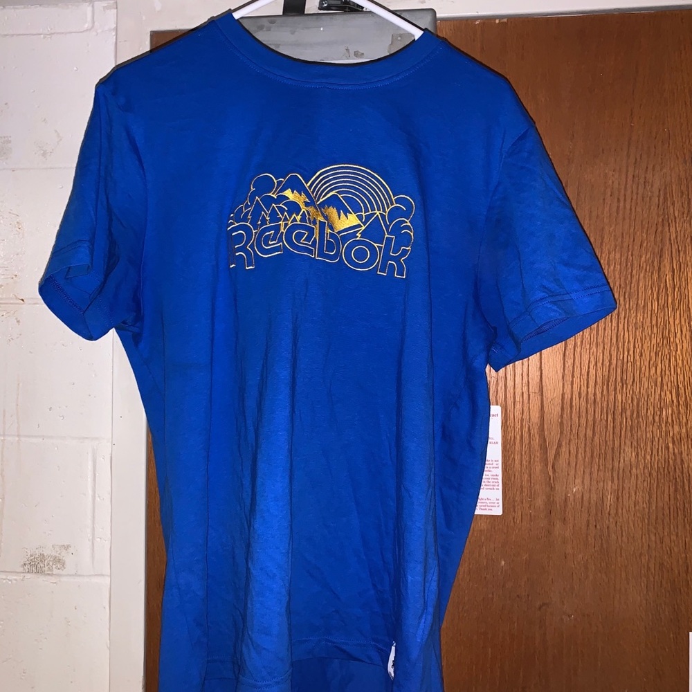 Stitched Reebok T-Shirt - Picture 2 of 4